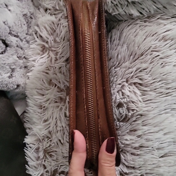 Authentic Louis Vuitton toilette bag - Picture 7 of 10